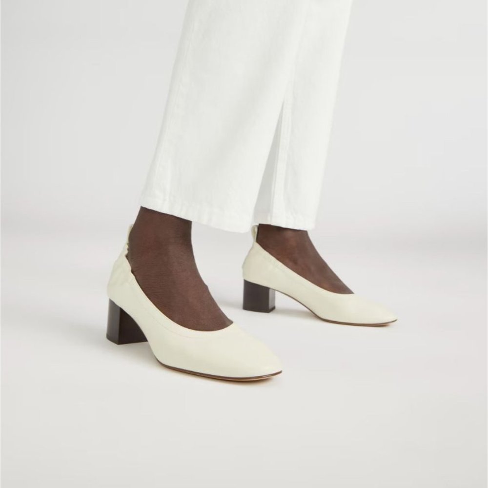 Everlane Cream Leather Block Heel Pumps - Picture 15 of 15